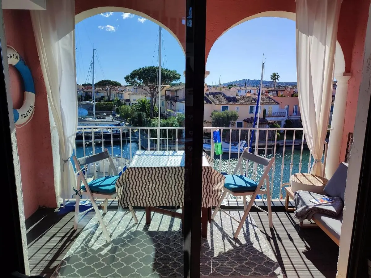 La Voile Blanche -Port-Grimaud Lux Apartment France