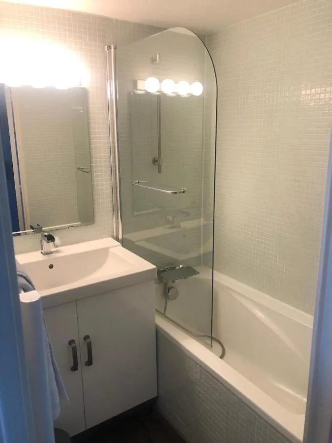 La Voile Blanche -Port-Grimaud Lux Apartment