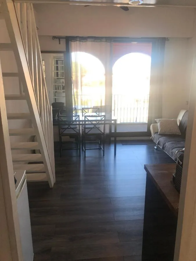 Apartmán La Voile Blanche -Port-Grimaud Lux 0*, Grimaud